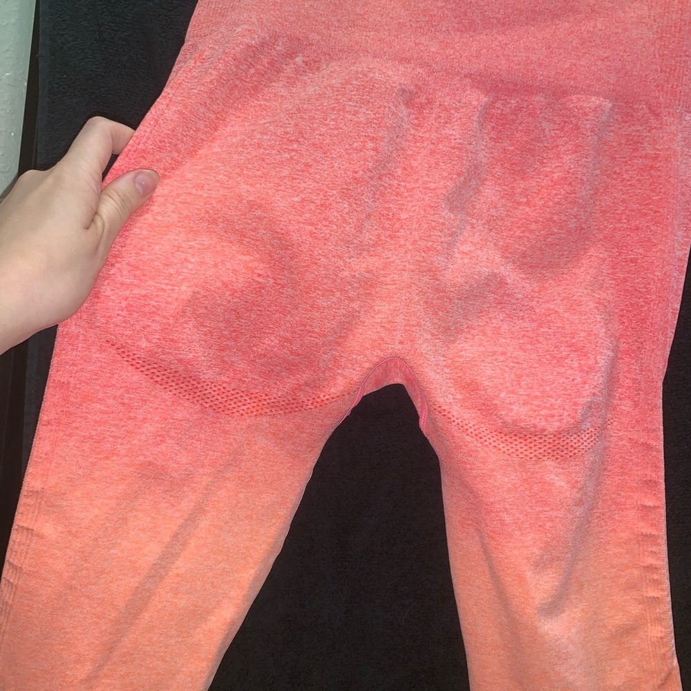 Peach ombré leggings